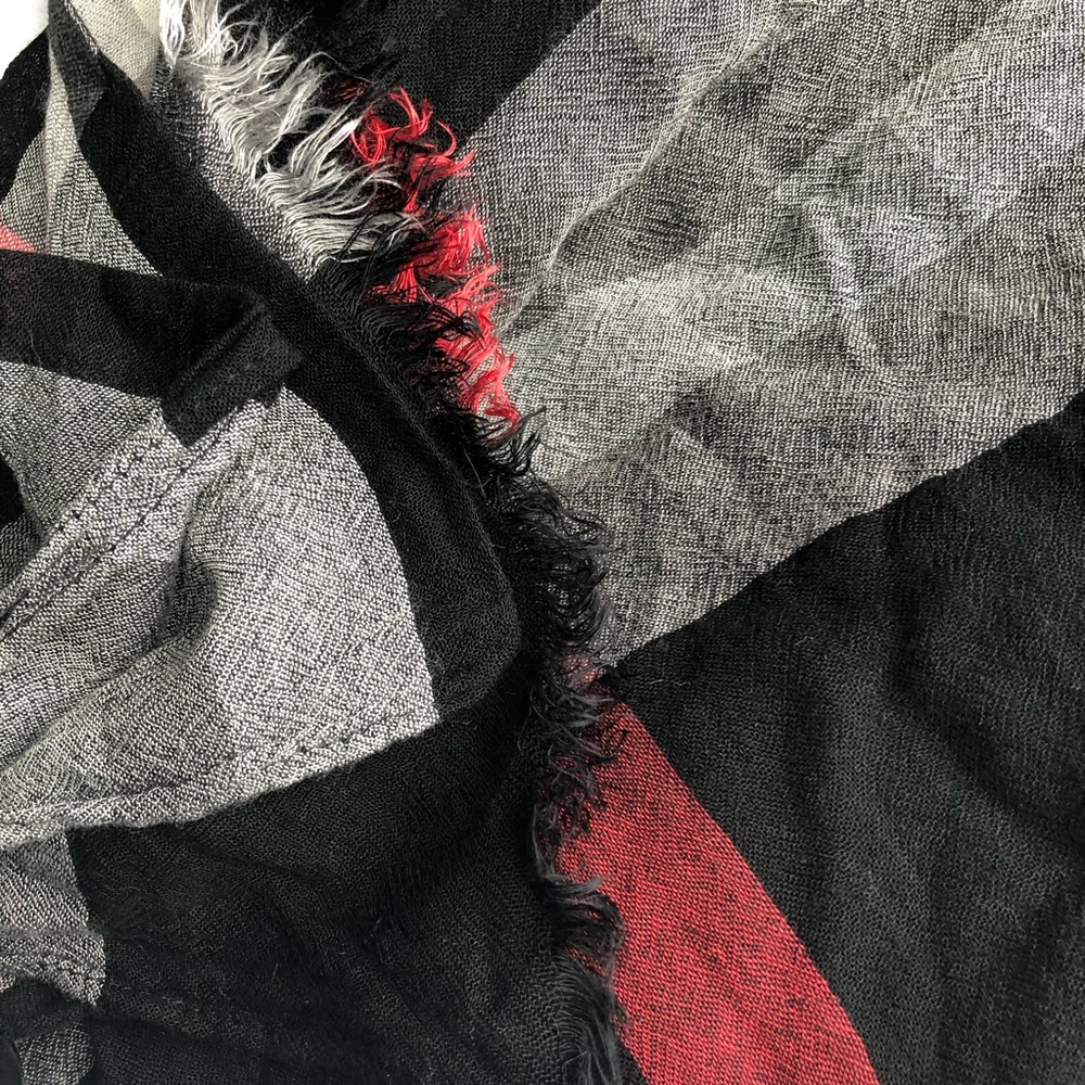 NWT V Fraas Macys Black Plaid Scarf Lightweight - Picture 2 of 4